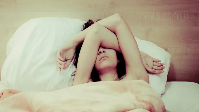 Jangan lakukan hal ini saat kamu terbangun di tengah malam. (Sumber Foto: Liputan6)