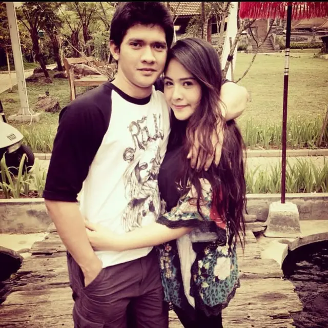 11 Tahun Menikah, Ini 8 Potret Audy Item dan Iko Uwais yang Tetap Mesra