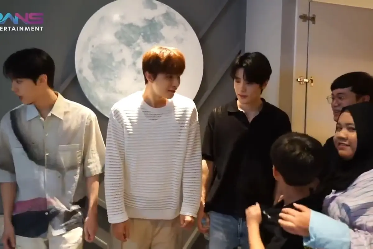 NCT DoJaeJung kunjungi rumah baru Raffi Ahmad dan Nagita Slavina (Foto: Youtube Rans Entertainment)