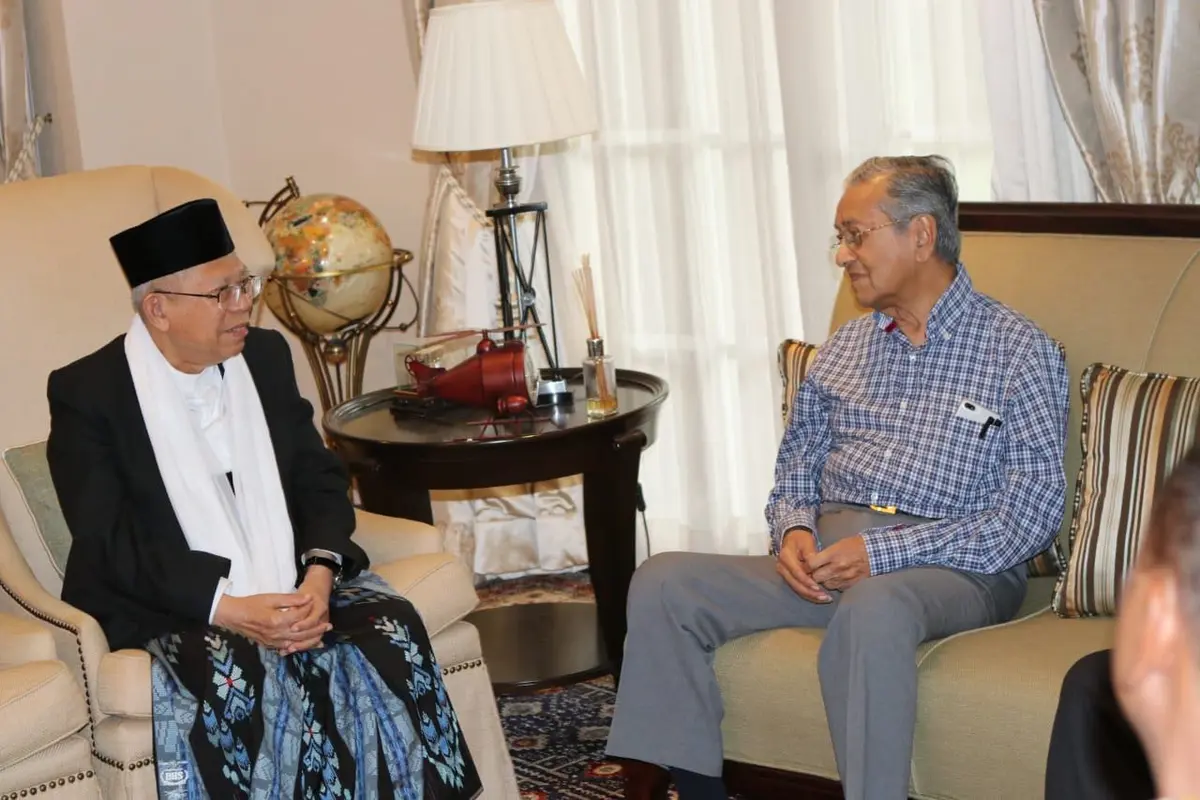 Ma'ruf Amin bertemu dengan mathir Mohamad (Dok. Istimewa)