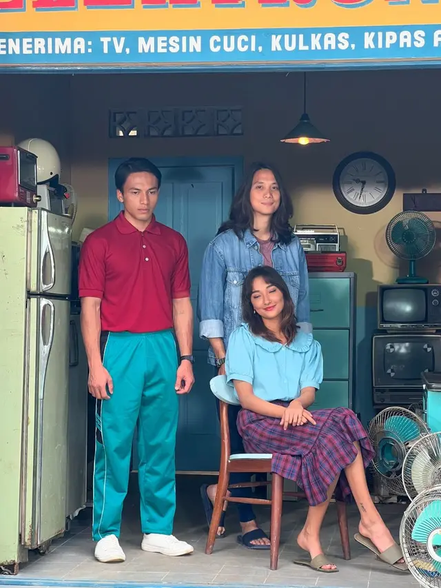 6 Potret Gaya Jefri Nichol untuk Karakter Film Aku Jati Aku Asperger, Tampil Unik