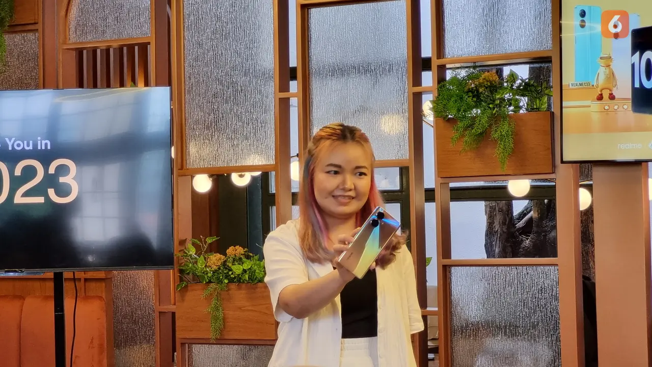 PR Manager Realme Indonesia Krisva Angineszca