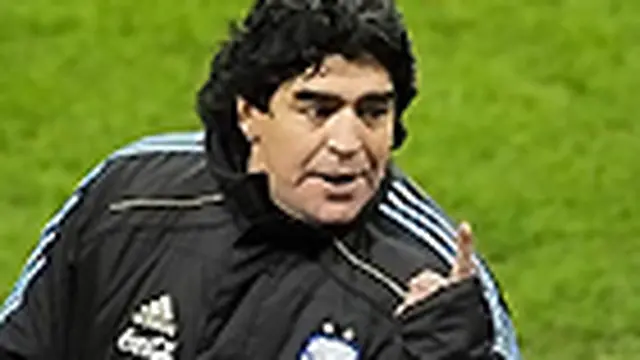 Maradona: Messi Dkk Seperti "Kucing Liar"