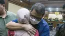 Terdakwa kasus dugaan korupsi jual beli gas antara PT PGN dengan PT IAE, Hendi Prio Santoso usai menjalani sidang pembacaan putusan di Pengadilan Tipikor, Jakarta, Kamis (20/8/2026). (KLY/ Arie Basuki)