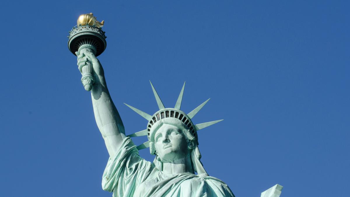 Potongan Patung Liberty Dijual Jadi Koin Edisi Spesial HUT ke-250 Amerika Serikat
