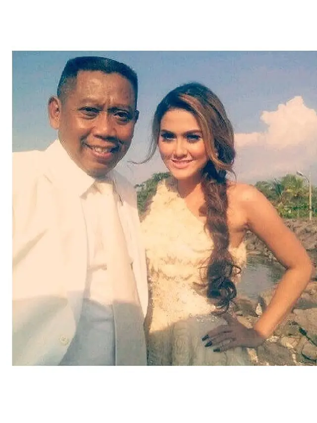 6 Pesona Meggy Diaz, Penyanyi Dangdut yang Dikabarkan Dekat dengan Tukul Arwana