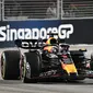 Pembalap Red Bull Honda, Max Verstappen untuk pertama kali tidak raih podium saat mengikuti F1 Singapura yang berlangsung di sirkuit Marina Bay pada 17 September 2023 (AFP)