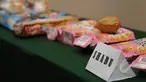 Polri Ditresnarkoba merilis barang bukti 200 gram sabu yang diperkirakan senilai Rp 3.300.000.000 di Polda Metro Jaya, Jakarta, Rabu (22/4/2015). (Liputan6.com/Helmi Afandi)