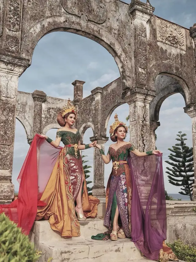 7 Potret Kompak Ashanty dan Aurel Hermansyah Pakai Kebaya Bali, Disebut Bak Bidadari