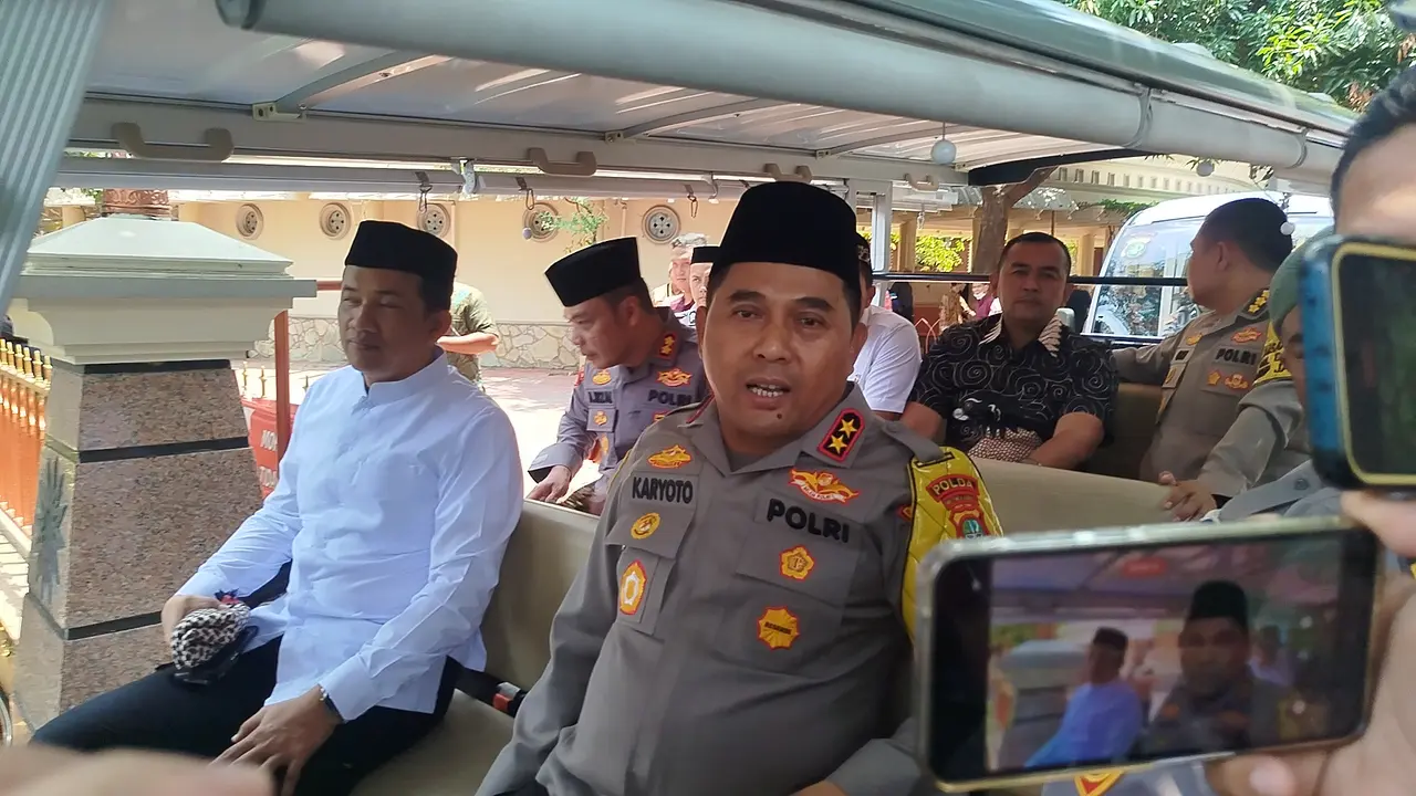 Kapolda Metro Jaya, Irjen Pol Karyoto.