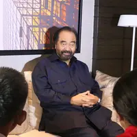 Pengusaha Nasional Surya Paloh mengatakan Mega Proyek Meikarta cukup spesial karena sudah menghidupkan  kebanggaan yang jauh lebih impresif.