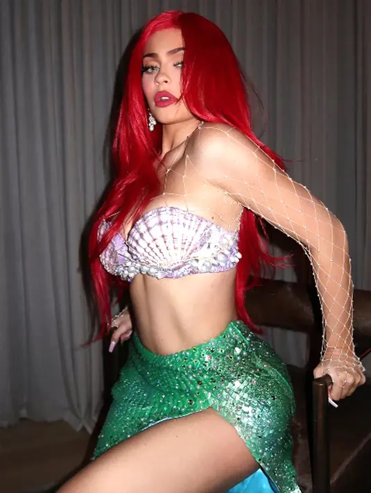 Semuanya mengingatkan kita pada tampilan Ariel yang ikonis dari Kylie Jenner saat Halloween tahun 2019 (Foto: Instagram @kyliejenner)