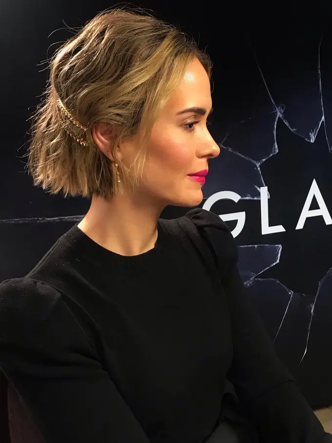 Inspirasi Gaya Rambut Valentine yang Sederhana