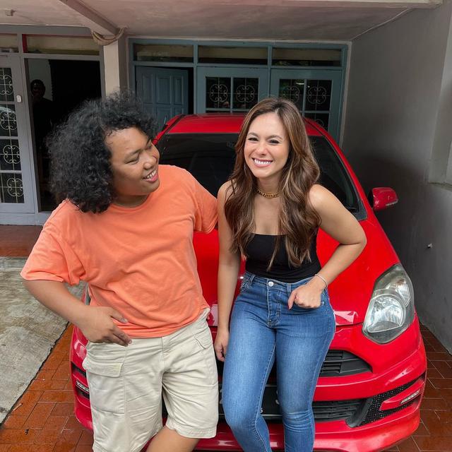 7 Potret Komika Marshel Widianto Bareng Artis Wanita Tanah Air, Bikin Iri