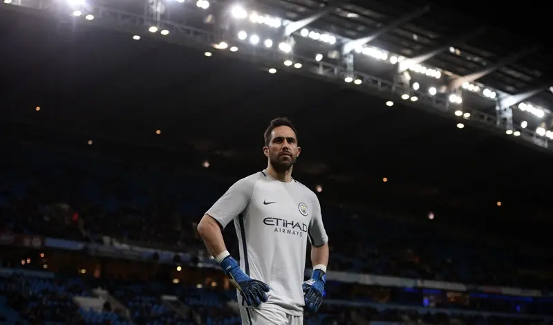 Claudio Bravo (AFP/Oli Scarff)