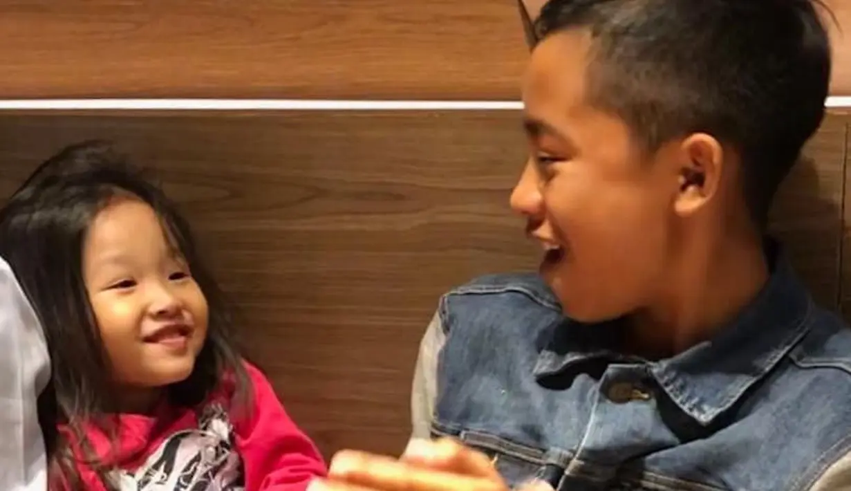 Kehadiran Betrand Peto di tengah keluarga Ruben Onsu kerap menjadi sorotan publik terlebih banyak beredarnya potret kebersamaan Thalia Putri Onsu dan Betrand bak kakak beradik. (Liputan6.com/IG/betrandpeto)