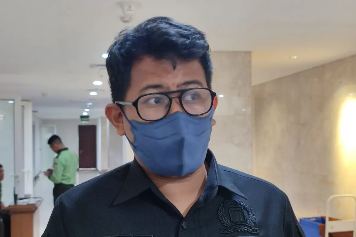 Anggota Komisi E DPRD DKI Jakarta Idris Ahmad
