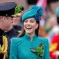 Pangeran William dan Kate Middleton selama kunjungan mereka ke Batalyon 1 Pengawal Irlandia untuk Parade Hari St Patrick mereka, di Mons Barracks di Aldershot, barat daya London, pada 17 Maret 2023. (CHRIS JACKSON / POOL / AFP)