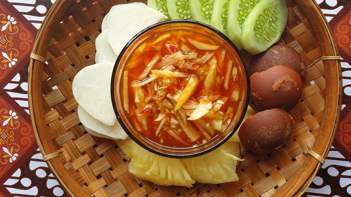 Resep Es Rujak Serut Pedas Manis Takjil Segar Buka Puasa