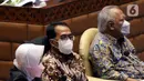 Menteri PUPR Basoeki Hadimoeljono (kanan), Menteri Perhubungan Budi Karya Sumadi (tenagh), Kepala BMKG Dwikorita Karnawati (kiri) rapat dengar pendapat dengan Komisi V DPR di Kompleks Parlemen, Jakarta, Rabu (6/4/2022). (Liputan6.com/Angga Yuniar)