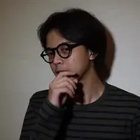 Vakum dari Smash, Bisma Karisma tengah mempersiapkan album solo pertamanya dan memilih jalur indie.