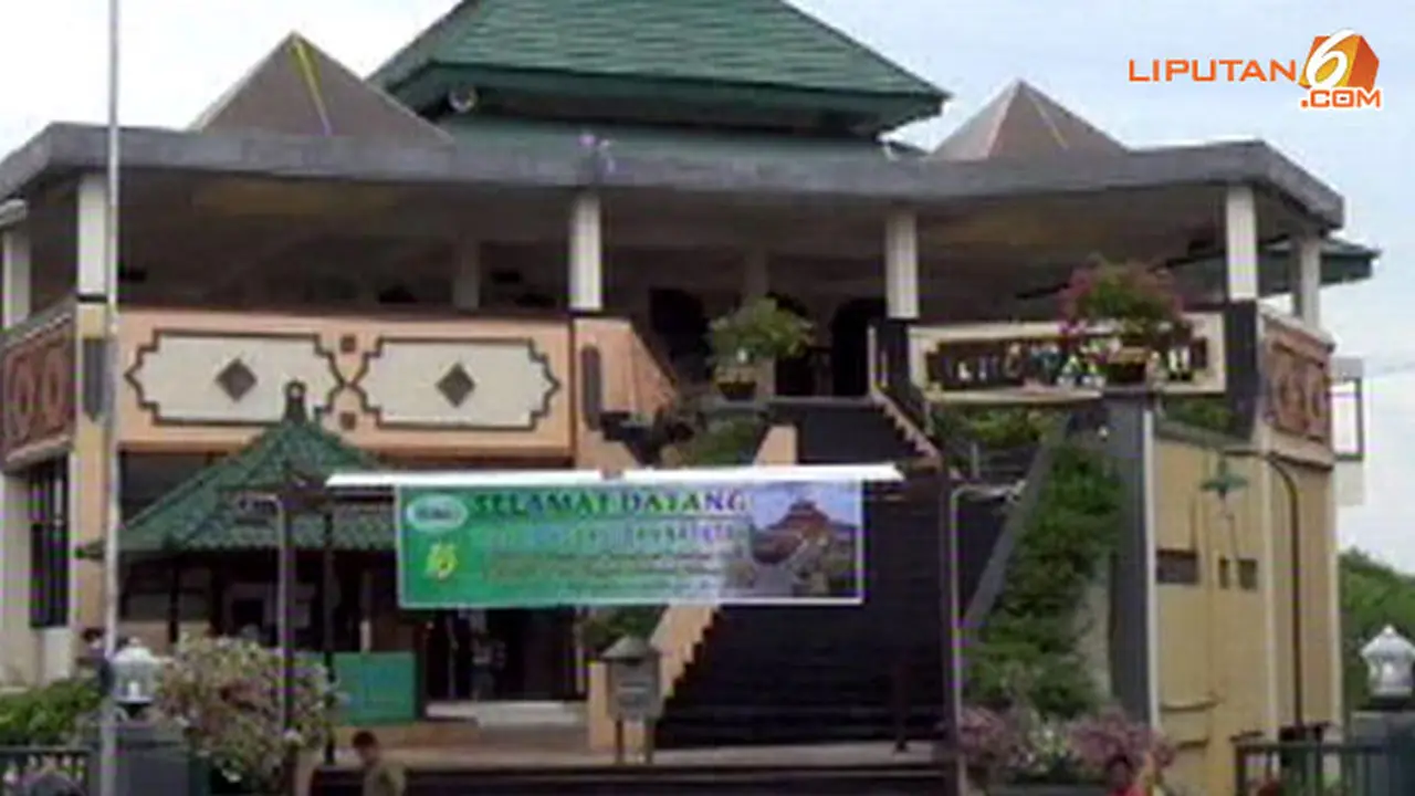 wisata-rohani-131221b.jpg