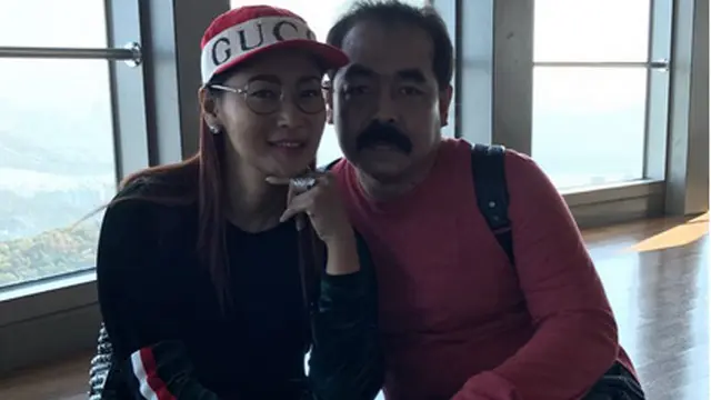 [Bintang] Inul Daratista dan Adam Suseno