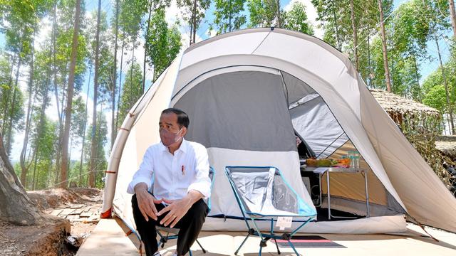 Presiden Joko Widodo atau Jokowi dan Ibu Negara Iriana akan berkemah di Ibu Kota Negara (IKN) Nusantara Kalimantan Timur, Senin (14/3/2022).