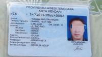 KTP milik TKA China yang diduga palsu di Konawe Utara.KTP milik TKA China yang diduga palsu di Konawe Utara. (Liputan6.com/Ahmad Akbar Fua)
