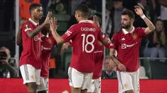 Manchester United telah dipastikan tersingkir dari Liga Champions 2023/2024, bahkan tak memenuhi syarat untuk melanjutkan persaingan di Liga Europa musim ini setelah hanya berstatus juru kunci di Grup A. MU sendiri tercatat pernah menjuarai Liga Europa pada musim 2016/2017 dan menjadi runner-up pada musim 2020/2021. Bahkan dua pemainnya termasuk dalam daftar 4 pemain klub Liga Inggris yang sukses merebut gelar top skor Liga Europa dalam 10 tahun terakhir. Berikut daftar 4 Pemain Klub Liga Inggris yang sukses raih gelar top skor Liga Europa dalam 10 tahun terakhir. (AFP/Jorge Guerrero)