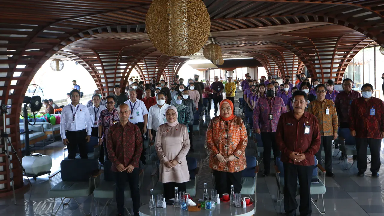 Menaker Ida Fauziah.