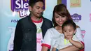 Memiliki kesadaran bahwa tidak mudah menjadi seorang ibu membuat Sharena Gunawan belum ingin menambah momongan. (Deki Prayoga/Bintang.com)