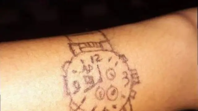 6 Jam Low Budget Ini Kelewat Unik, Bikin Geleng Kepala