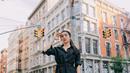 Febby tampak cantik dan elegan mengenakan fashion look dari Erigo x head to toe di New York Fashion Week/copyright instagram/febbyrastanty