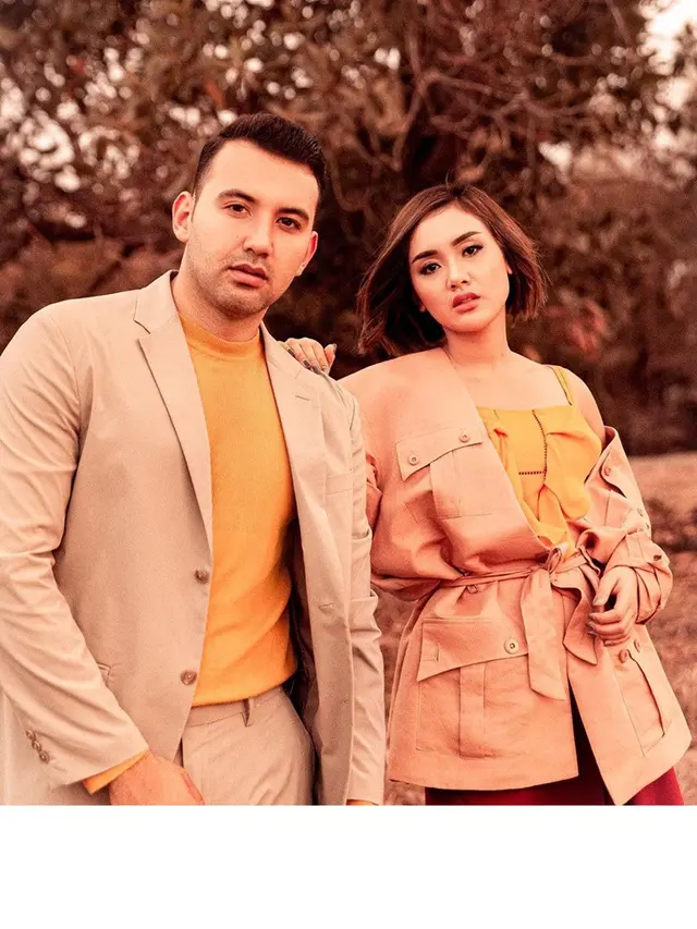 7 Gaya Mesra Cita Citata dengan Sang Kekasih, Foto Bak Prewedding