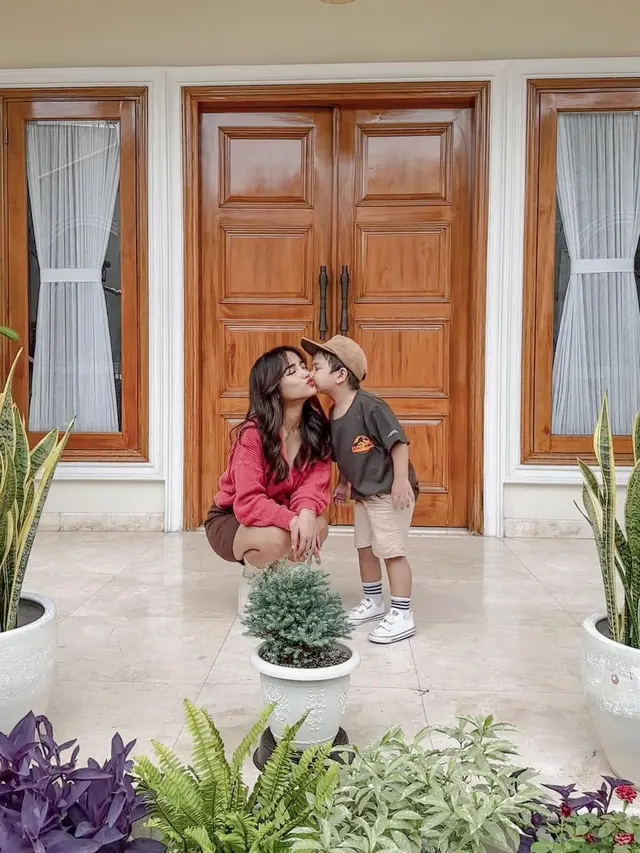 Potret Fuji dan Gala (sumber : Instagram/@fuji_an)