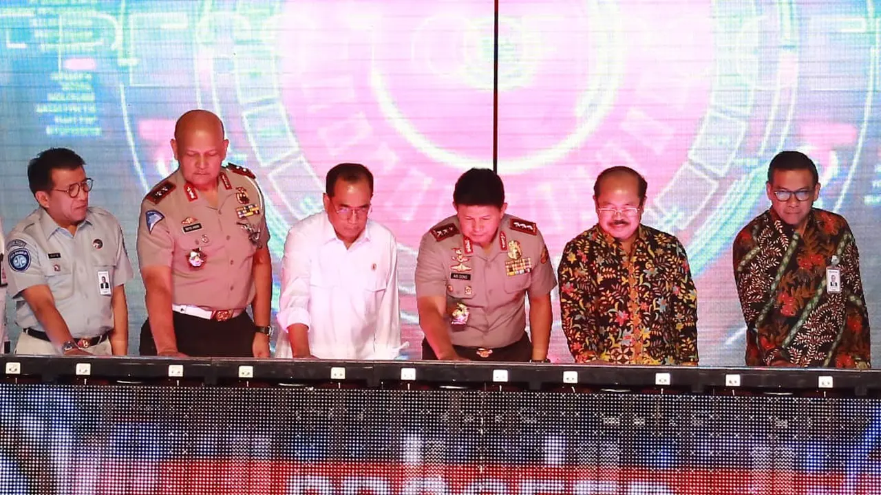BRI dan POLRI Bersinergi Sukseskan Registrasi SIM Online dan Smart SIM
