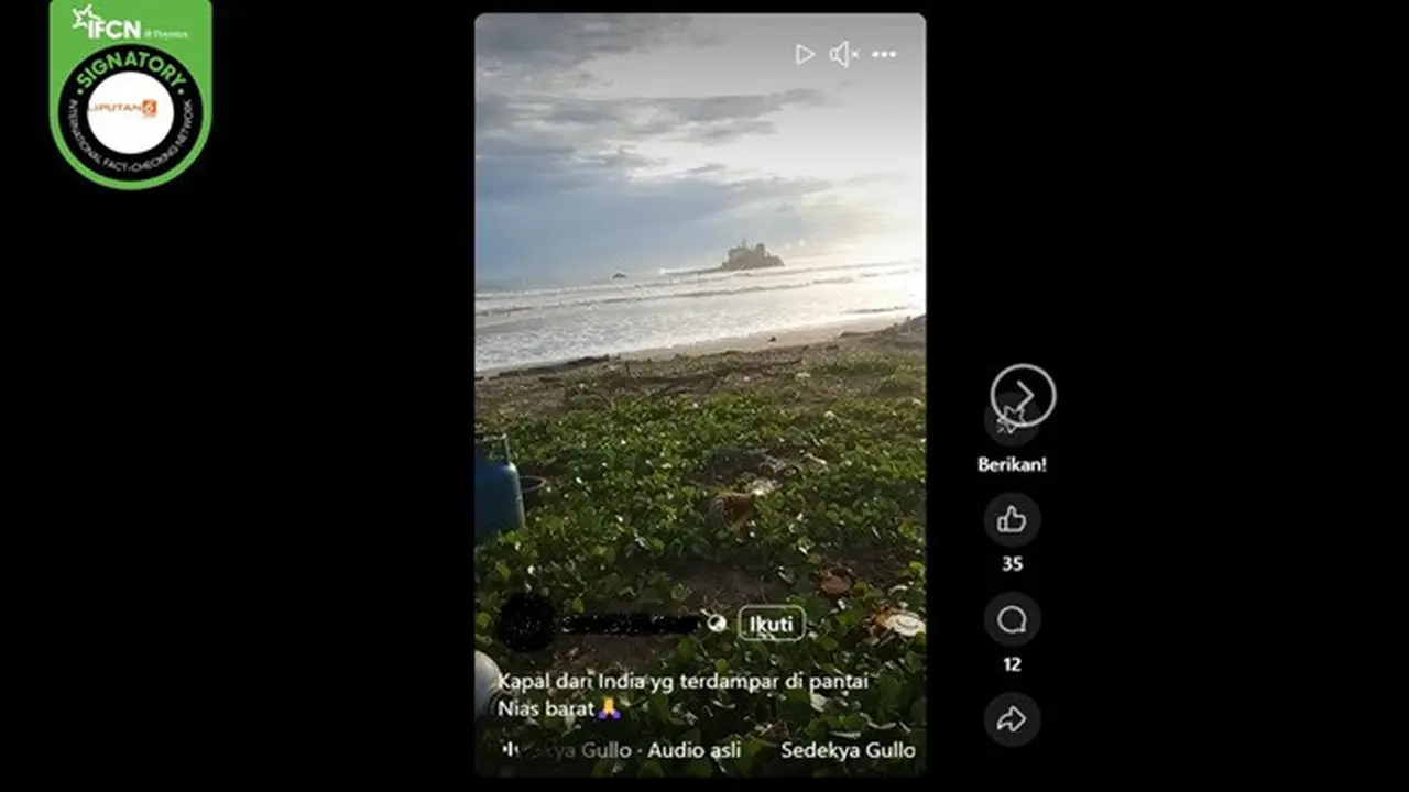 Gambar tangkapan layar video yang diklaim sebuah kapal dari India terdampar di Pantai Nias Barat. (sumber: Facebook)