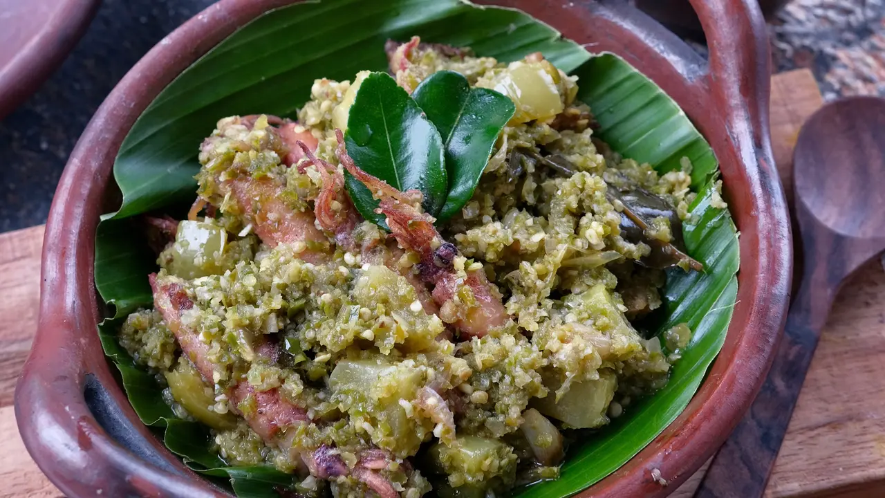 cumi pete sambal ijo