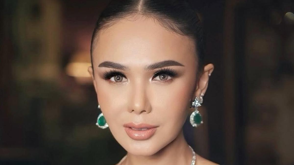 6 Model Anting Permata Hijau, Pilihan Yuni Shara Nomor Satu
