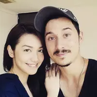 Velove Vexia dan Nino Fernandez. Foto: Instagram (@ninofernandezofficial)