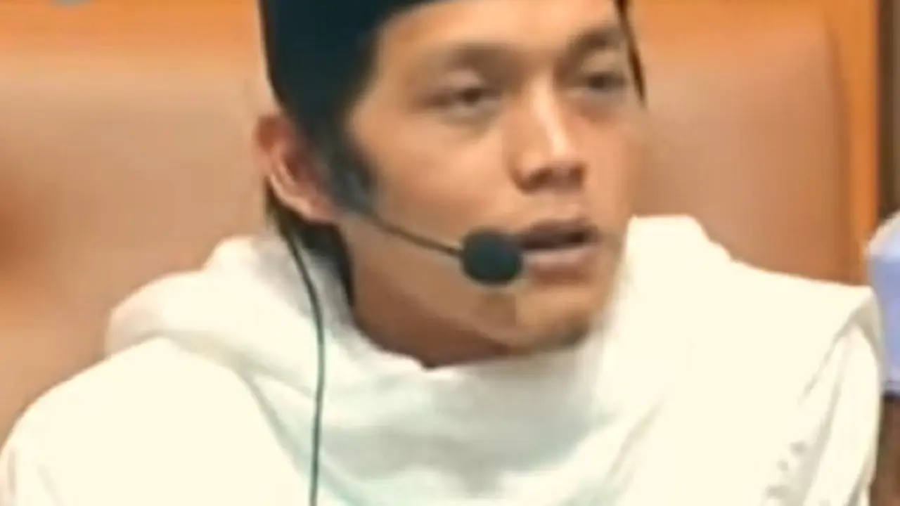 Gus Iqdam (SS: YT Majelis Barokah)