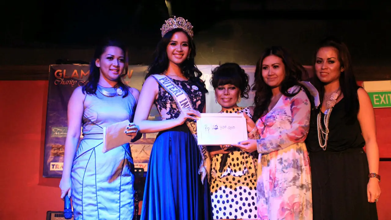 Bantu Anak Jalanan, Puteri Indonesia dan Artis Gelar Fashion Show