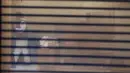 Forensik Turki mencari barang bukti hilangnya jurnalis Arab Saudi Jamal Khashoggi di kediaman Konjen Saudi Mohammed al-Otaibi di Istanbul, Rabu (17/10). Khashoggi terlihat memasuki Konsulat Saudi di Istanbul pada 2 Oktober 2018. (AP Photo/Emrah Gurel)