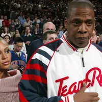 Anak kembar pasangan Beyonce dan Jay Z sudah lahir sejak beberapa hari lalu. Meskipun sampai saat ini belum diketahui wajahnya seperti apa, namun nama sepasang anak kembar itu sudah ada.  (AFP/Bintang.com)