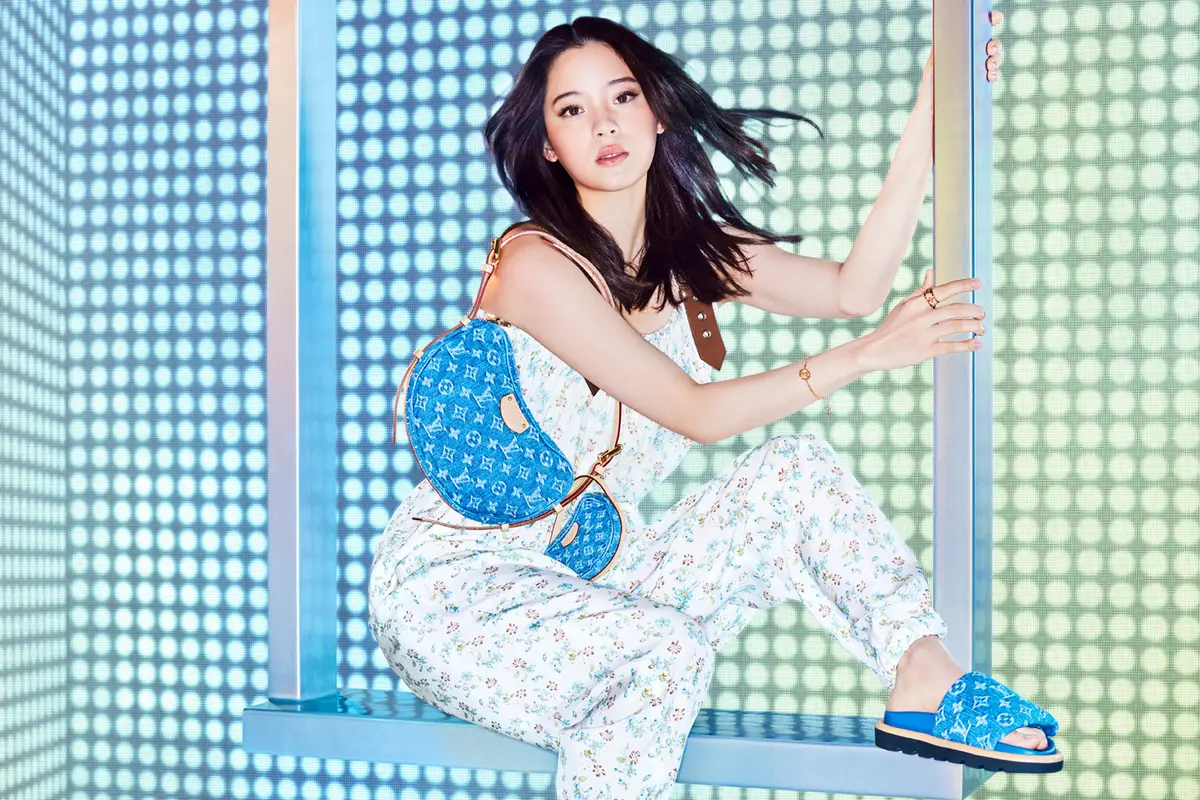 Louis Vuitton Remix Resmi Comeback dengan Gaya Monokrom yang Kreatif