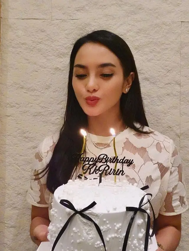 Ririn Ekawati Rayakan Ulang Tahun ke-43. [@ririnekawati]