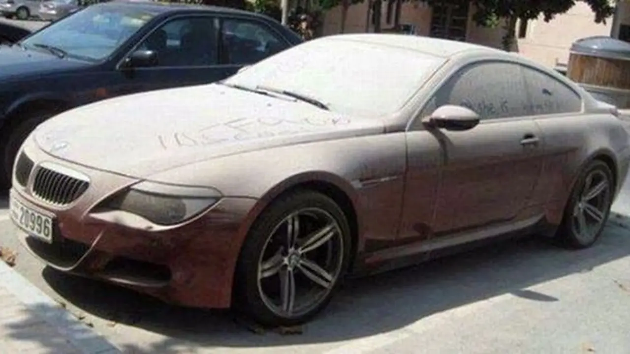 Kuburan supercar (Aelux)