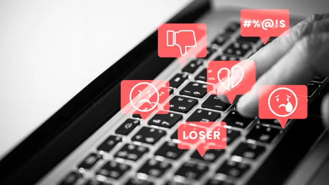 Ilustrasi online bullying, perundungan online, digital