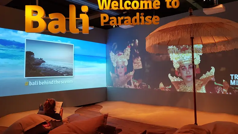 KBRI Den Haag menggelar pameran bertajuk "Bali Behind The Scenes" di Amsterdam.